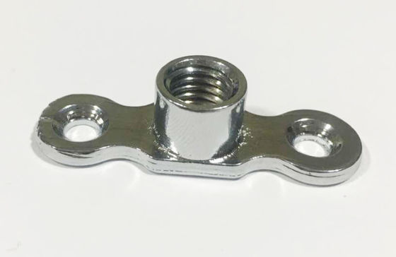 Легко устанавливаемые зажимы для удержания труб на месте